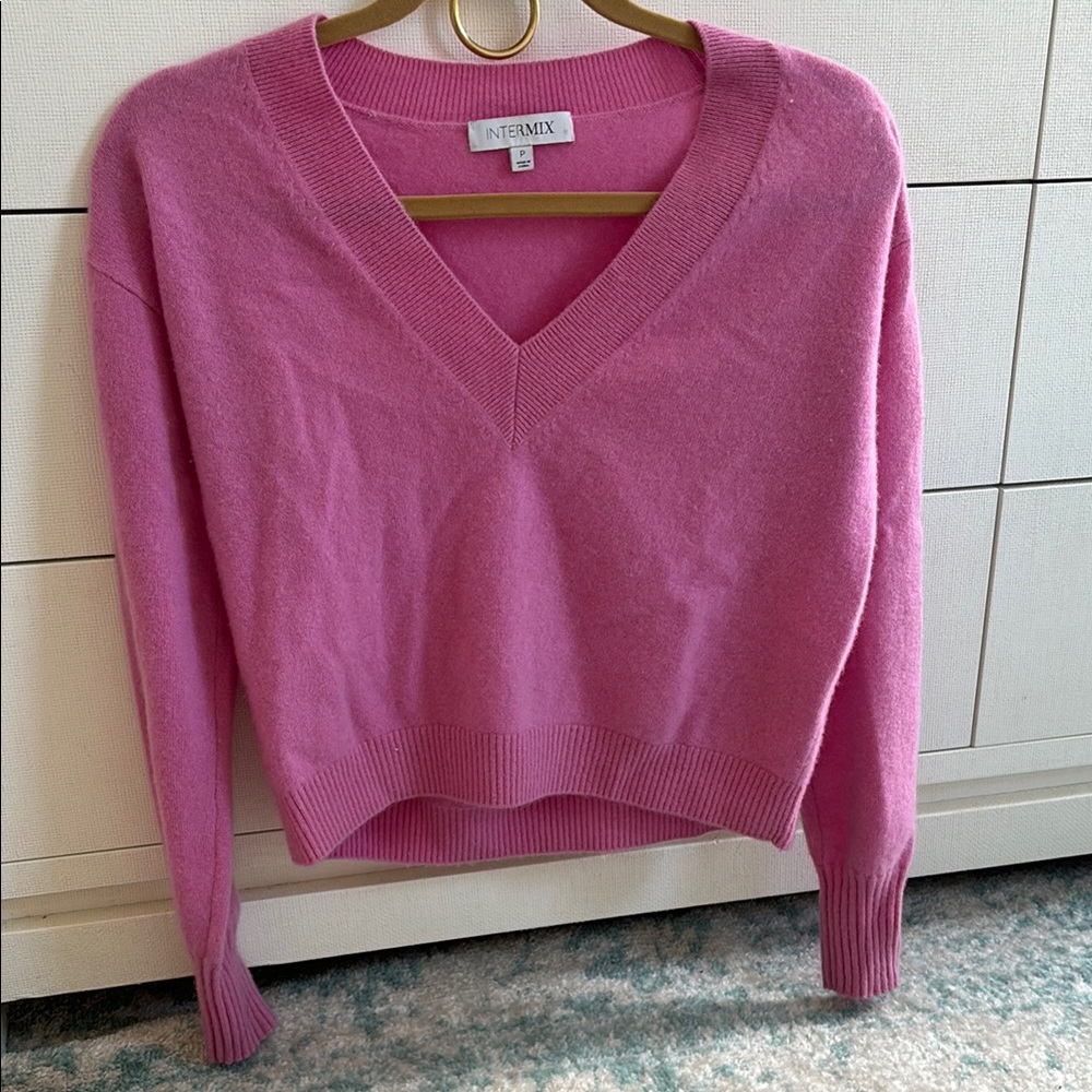 INTERMIX Pink V-Neck Sweater with Long Sleeves